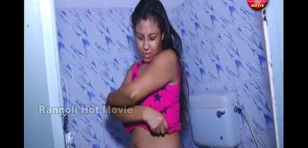  Bathroom Desi Video - Boyfriend Ne girlfriend Ke Bathroom me Kiya Romance - Hindi B Grade Movie 2016
